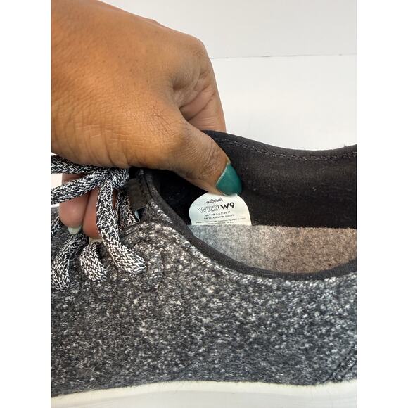 Allbirds Wool Runner | Dark Grey | 9 - Picture 7 of 9